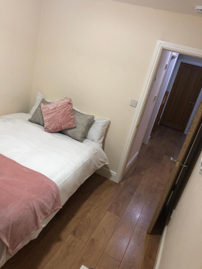 مانشستر Big Room Rusholme With Tv And Private Bathroom-Parking&Wifi المظهر الخارجي الصورة