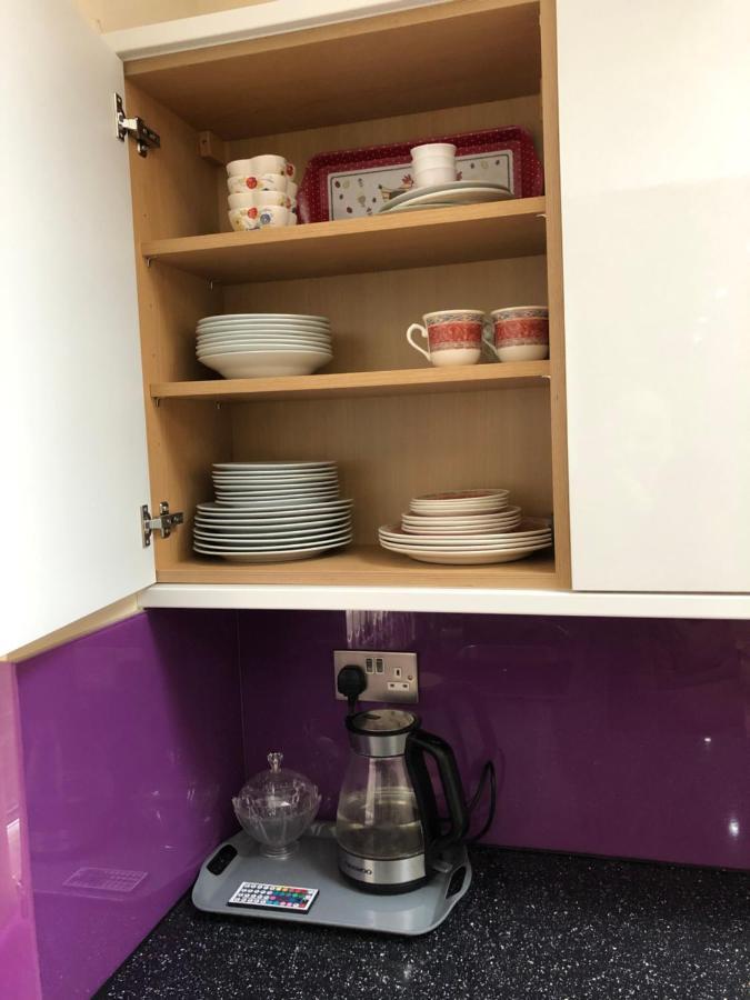 مانشستر Big Room Rusholme With Tv And Private Bathroom-Parking&Wifi المظهر الخارجي الصورة