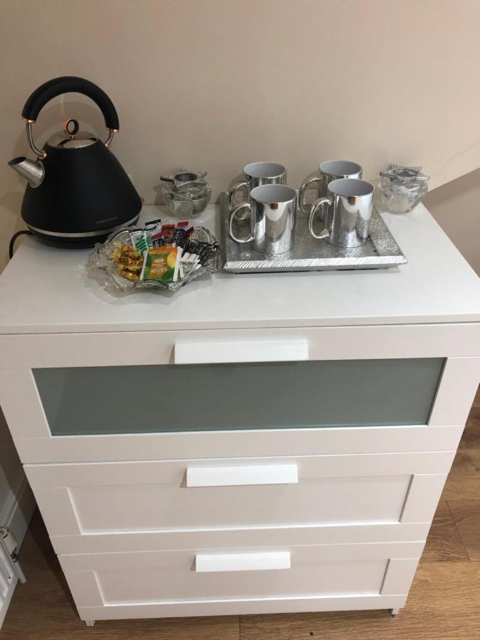 مانشستر Big Room Rusholme With Tv And Private Bathroom-Parking&Wifi المظهر الخارجي الصورة
