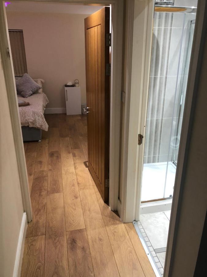 مانشستر Big Room Rusholme With Tv And Private Bathroom-Parking&Wifi المظهر الخارجي الصورة
