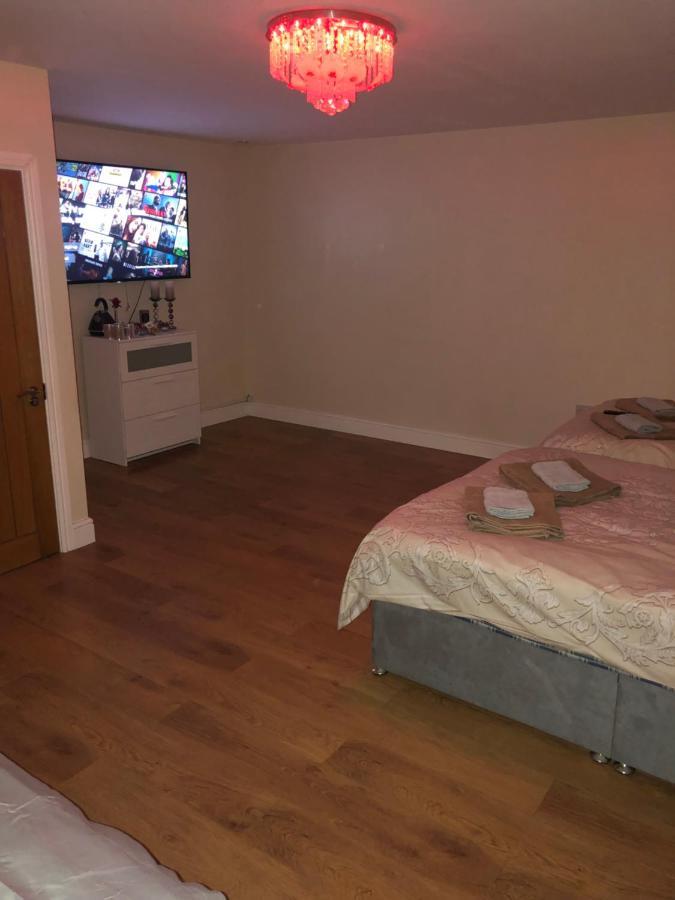 مانشستر Big Room Rusholme With Tv And Private Bathroom-Parking&Wifi المظهر الخارجي الصورة