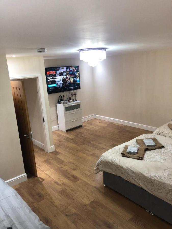 مانشستر Big Room Rusholme With Tv And Private Bathroom-Parking&Wifi المظهر الخارجي الصورة