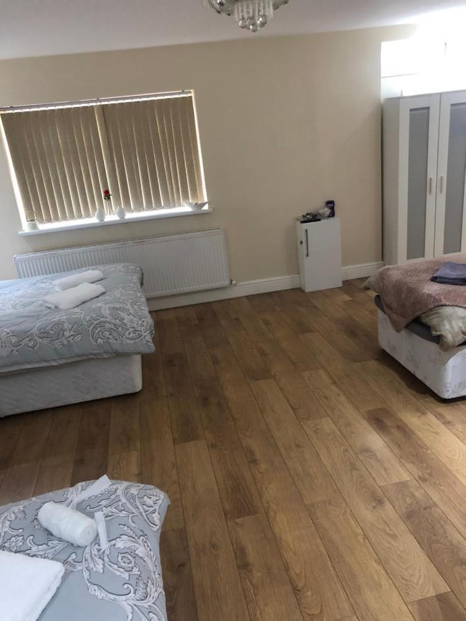 مانشستر Big Room Rusholme With Tv And Private Bathroom-Parking&Wifi المظهر الخارجي الصورة