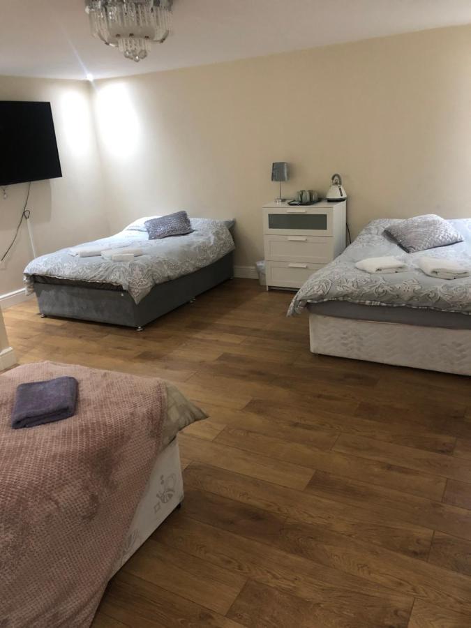 مانشستر Big Room Rusholme With Tv And Private Bathroom-Parking&Wifi المظهر الخارجي الصورة