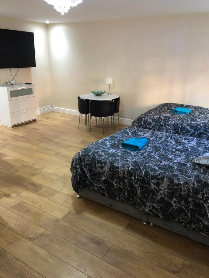 مانشستر Big Room Rusholme With Tv And Private Bathroom-Parking&Wifi المظهر الخارجي الصورة