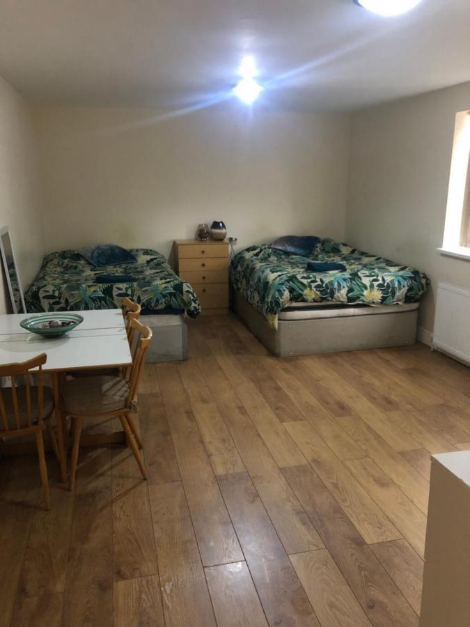 مانشستر Big Room Rusholme With Tv And Private Bathroom-Parking&Wifi المظهر الخارجي الصورة
