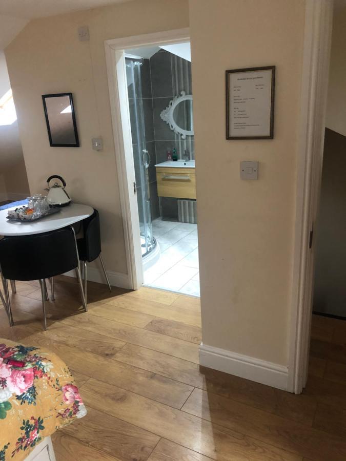 مانشستر Big Room Rusholme With Tv And Private Bathroom-Parking&Wifi المظهر الخارجي الصورة